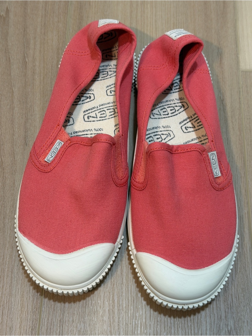 Keen Maderas Slip-on Canvas Shoes—Size 9